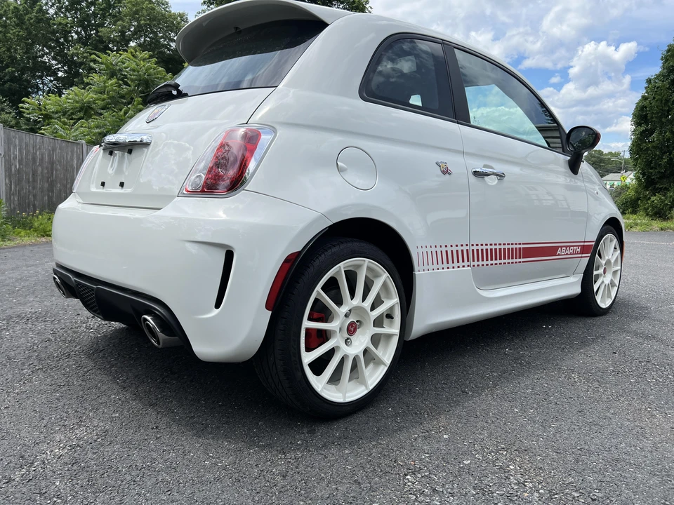 2013 Fiat Abarth 500 - Image 10 of 15