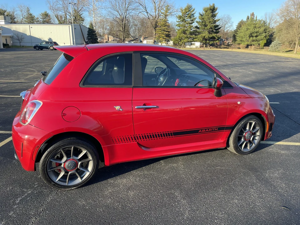 2013 Fiat Abarth 500 - Image 17 of 31
