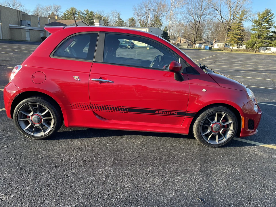 2013 Fiat Abarth 500 - Image 19 of 31