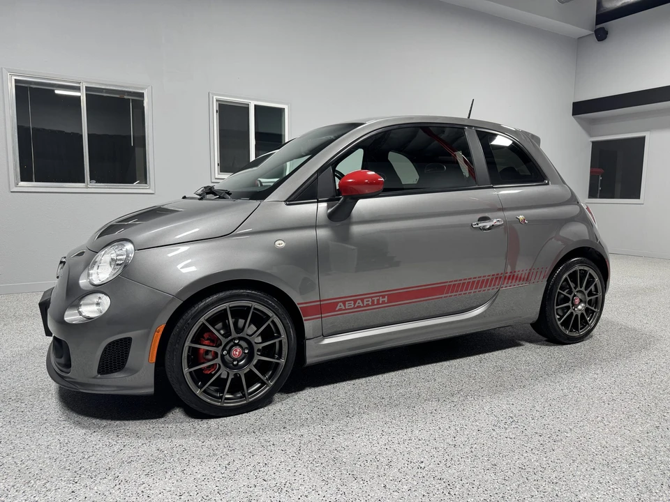 2013 Fiat Abarth 500 - Image 2 of 31