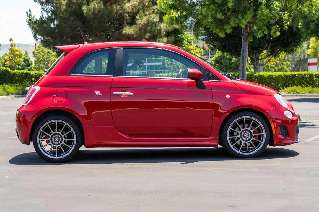 2013 Fiat Abarth 500 - Image 10 of 31