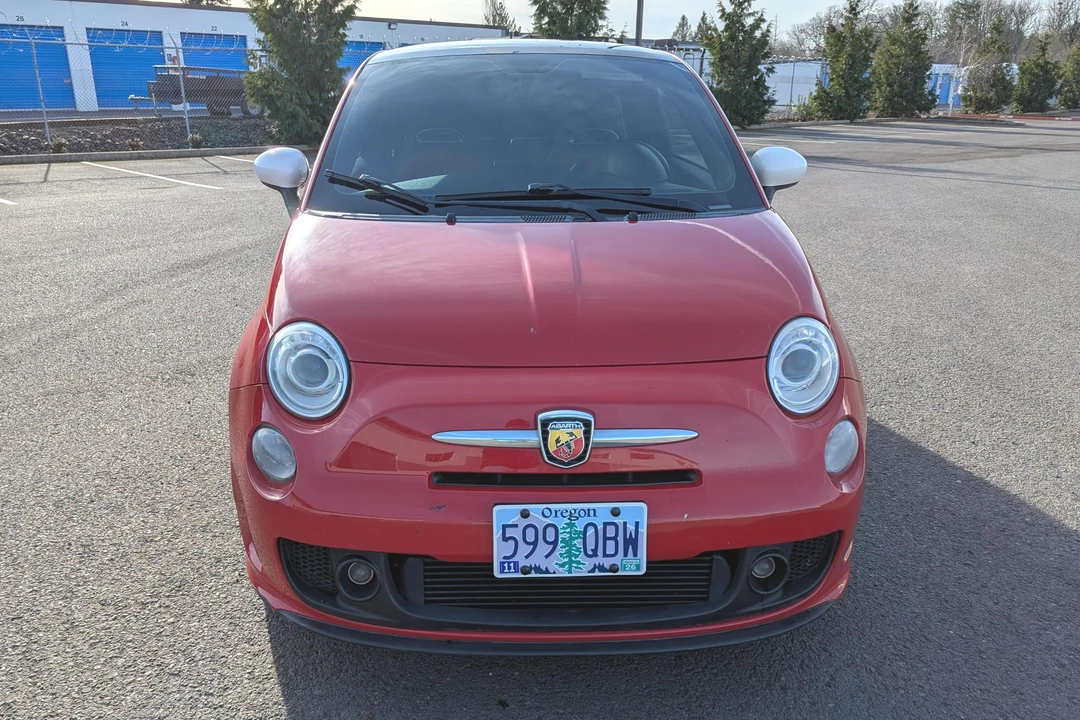 2013 Fiat Abarth 500 - Image 2 of 31