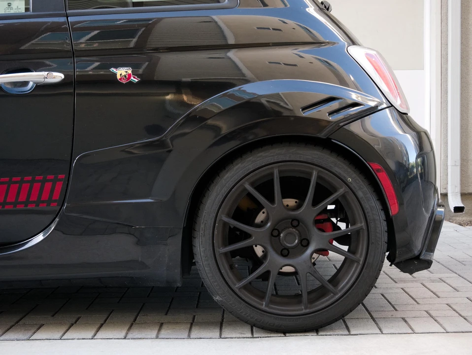 2013 Fiat Abarth 500 - Image 24 of 31