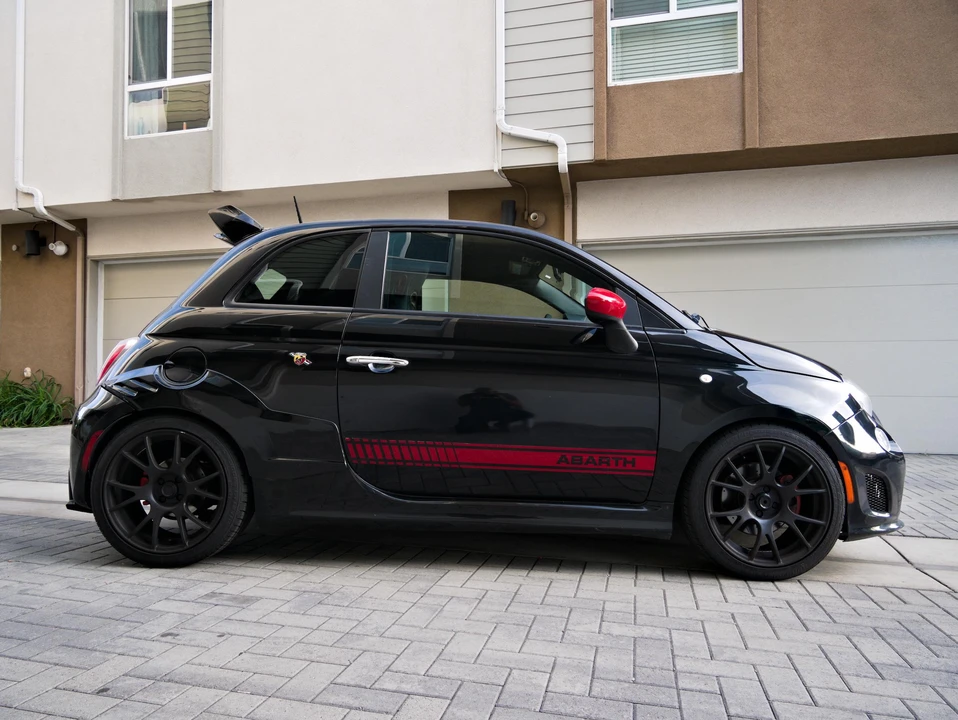 2013 Fiat Abarth 500 - Image 16 of 31