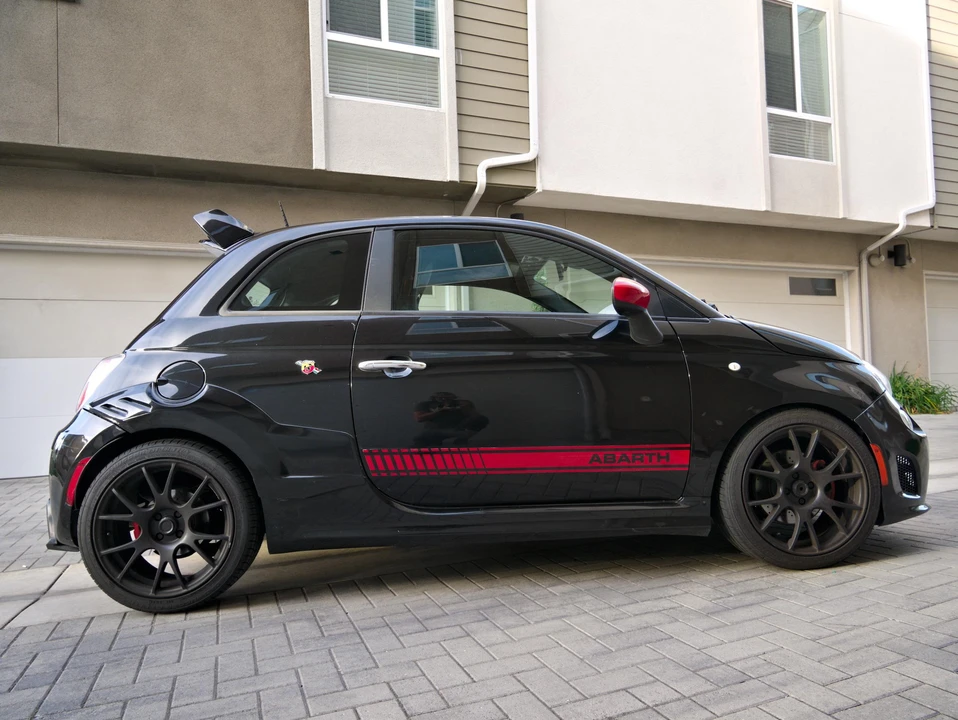 2013 Fiat Abarth 500 - Image 15 of 31