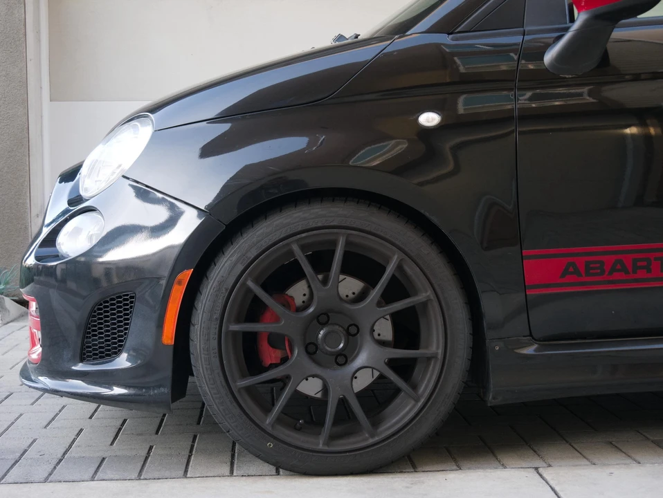 2013 Fiat Abarth 500 - Image 22 of 31