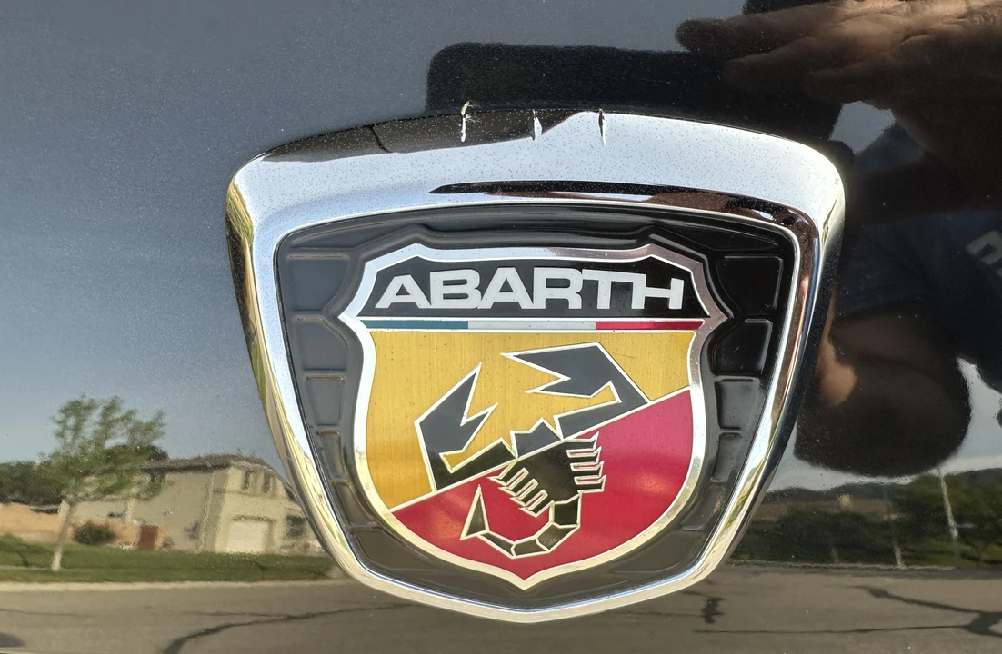 2013 Fiat Abarth 500 - Image 19 of 31