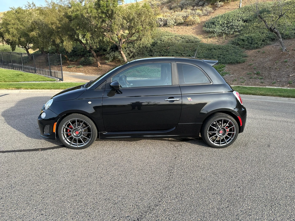 2013 Fiat Abarth 500 - Image 8 of 31
