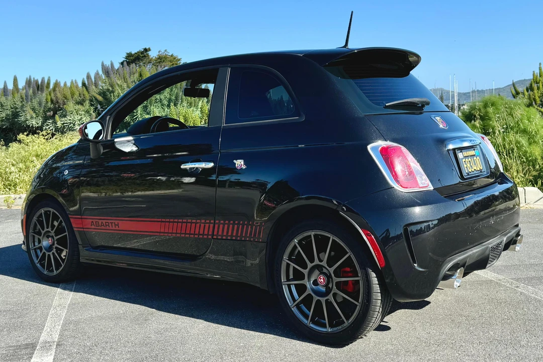 2013 Fiat Abarth 500 - Image 3 of 31