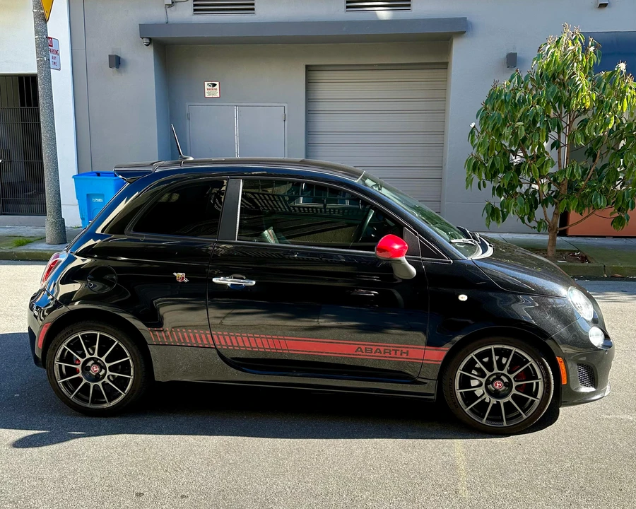 2013 Fiat Abarth 500 - Image 16 of 31