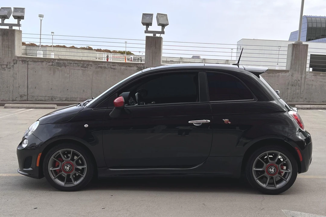 2013 Fiat Abarth 500 - Image 3 of 31