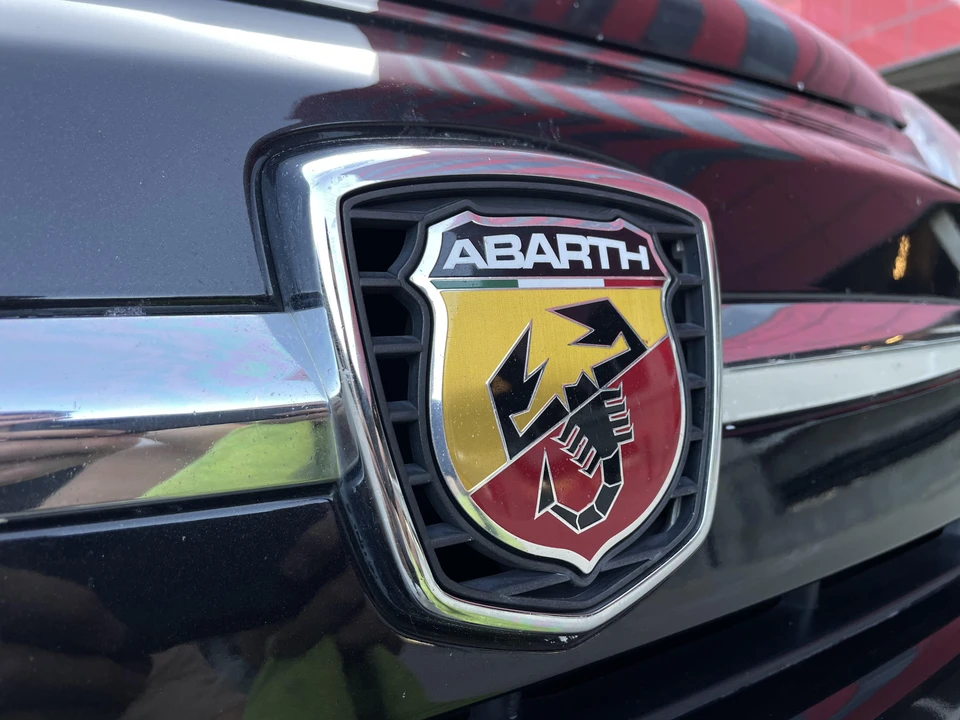 2013 Fiat Abarth 500 - Image 26 of 31