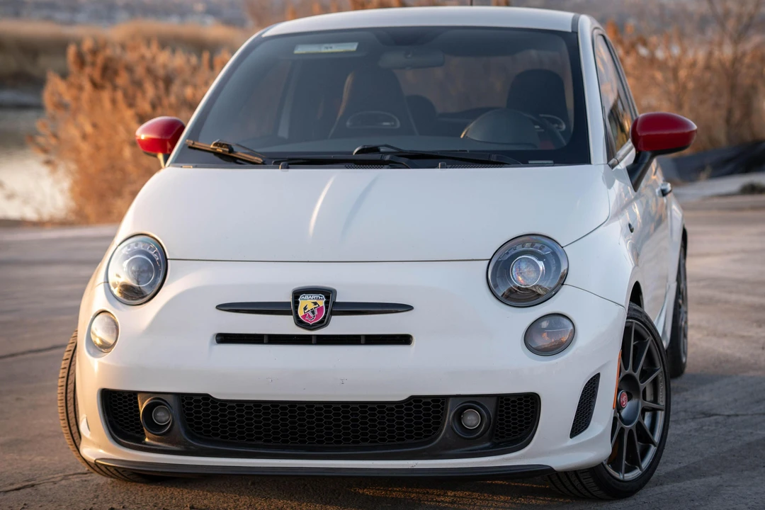 2013 Fiat Abarth 500 - Image 2 of 31