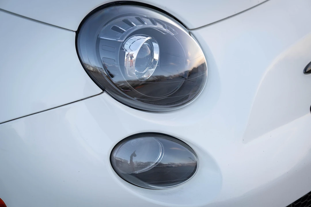 2013 Fiat Abarth 500 - Image 16 of 31