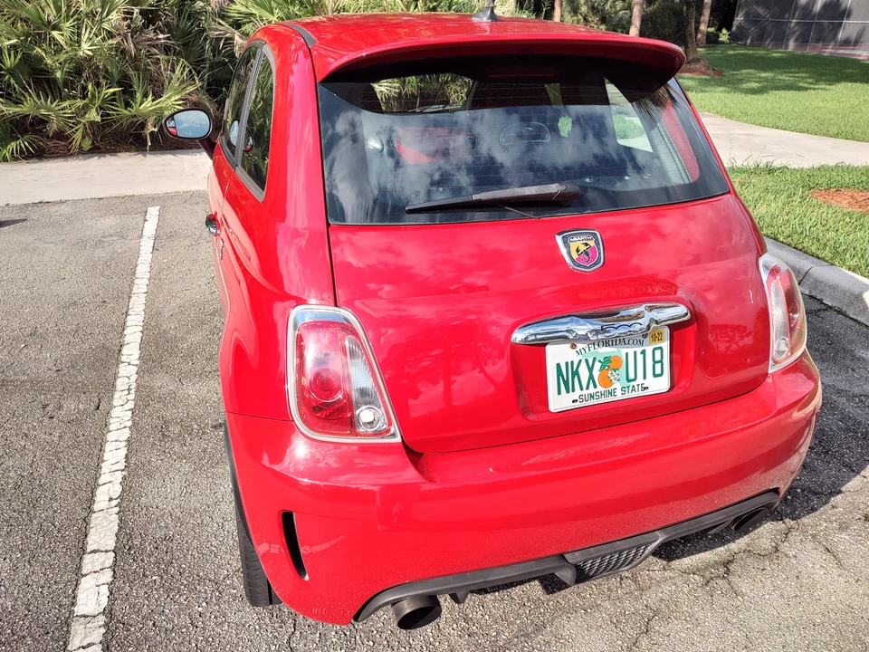 2013 Fiat Abarth 500 - Image 11 of 31