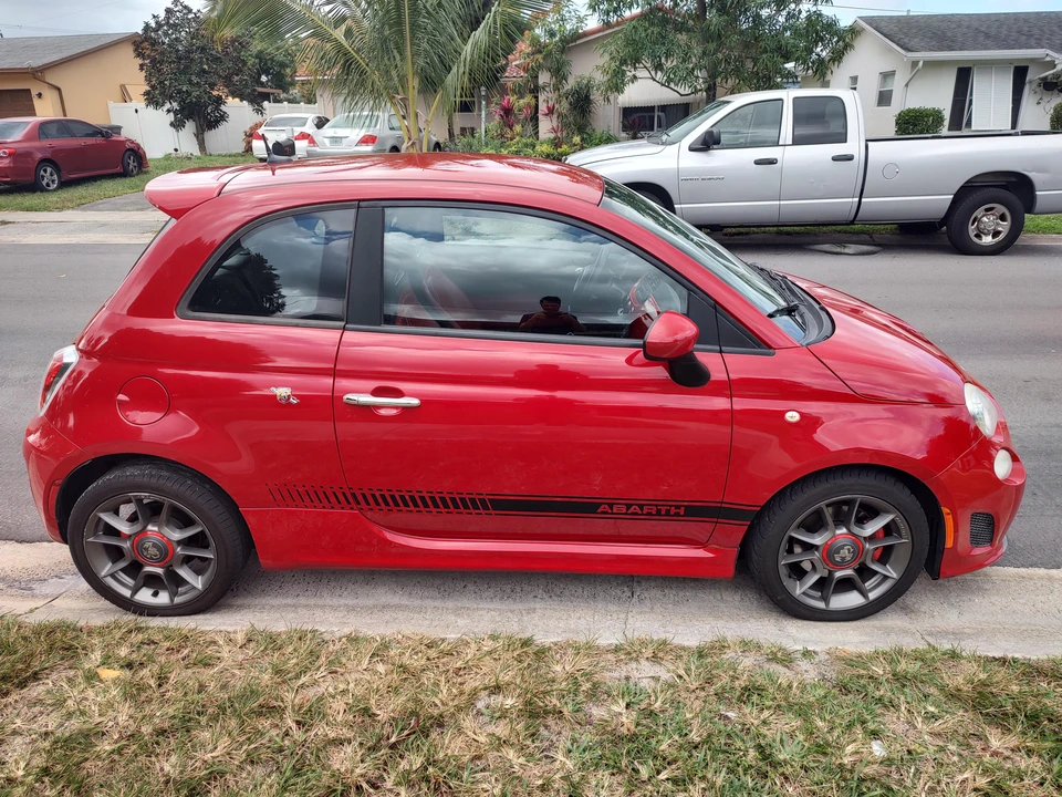 2013 Fiat Abarth 500 - Image 17 of 31
