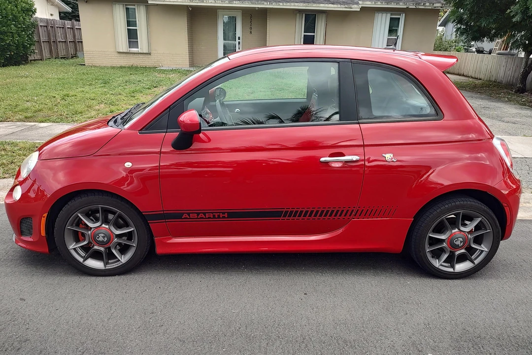 2013 Fiat Abarth 500 - Image 3 of 31