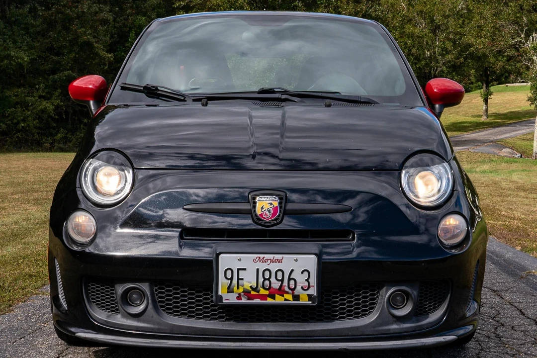 2013 Fiat Abarth 500 - Image 2 of 31