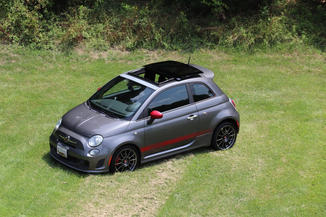 2013 Fiat Abarth 500 - Image 11 of 31