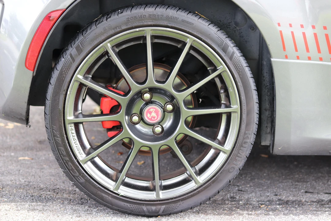 2013 Fiat Abarth 500 - Image 25 of 31