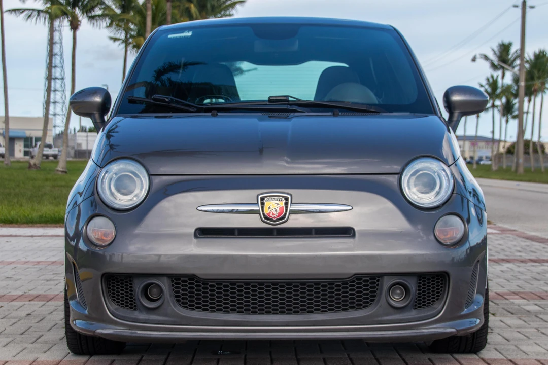 2013 Fiat Abarth 500 - Image 2 of 31