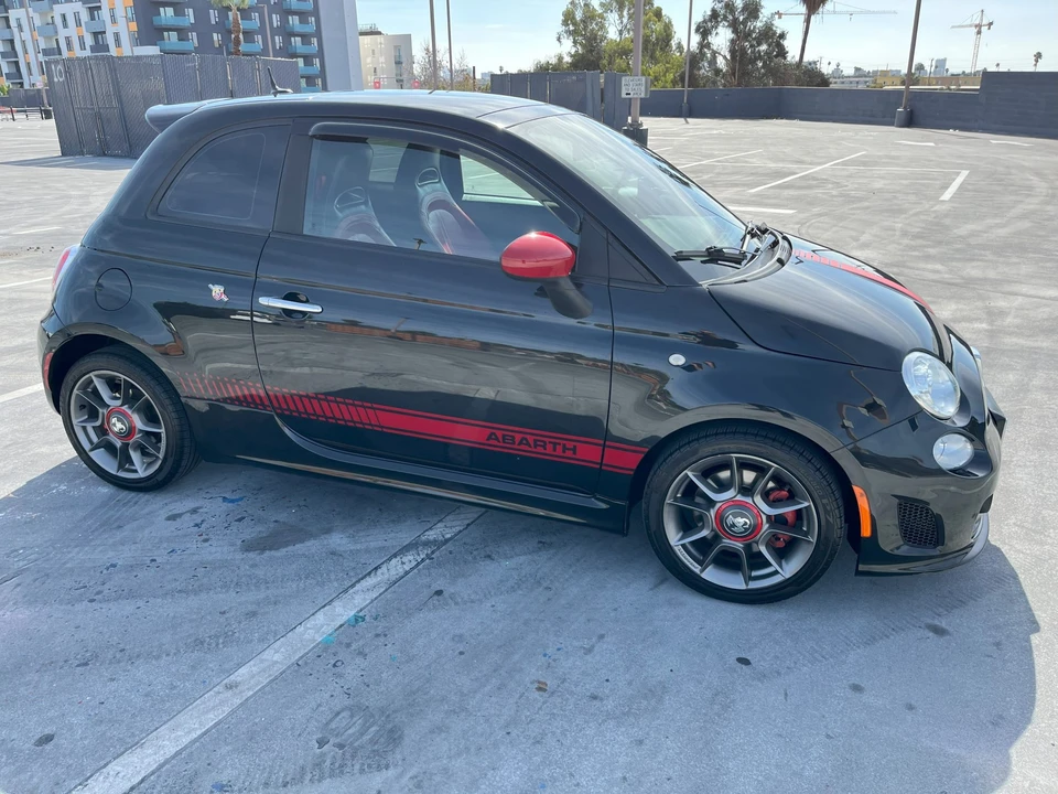 2013 Fiat Abarth 500 - Image 9 of 31