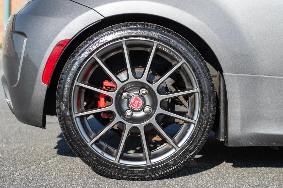 2013 Fiat Abarth 500 - Image 28 of 31