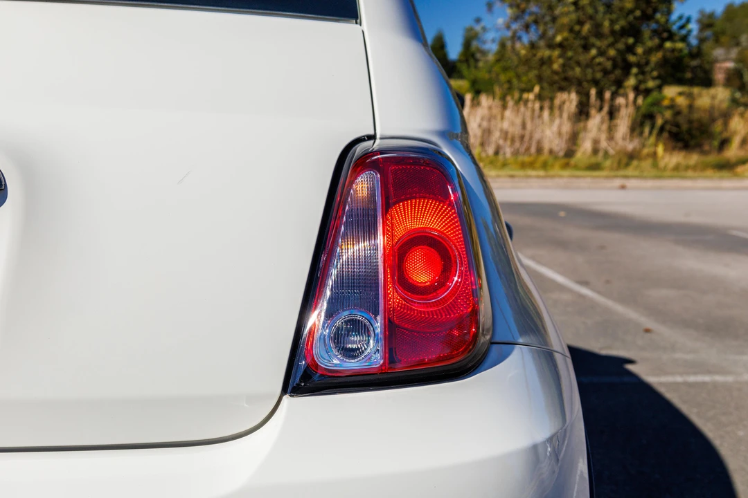 2013 Fiat Abarth 500 - Image 21 of 31