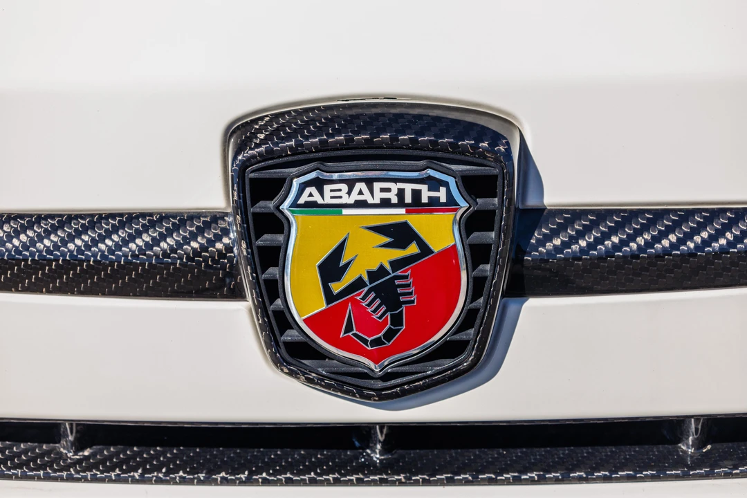 2013 Fiat Abarth 500 - Image 12 of 31
