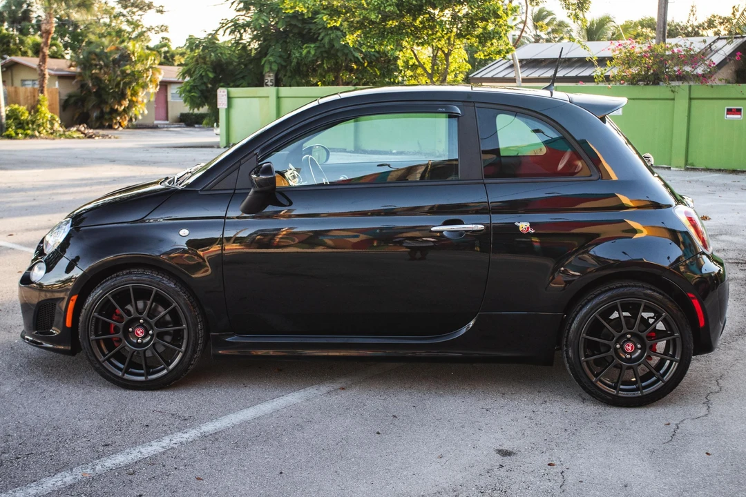 2013 Fiat Abarth 500 - Image 7 of 31