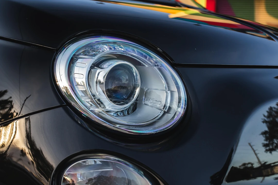 2013 Fiat Abarth 500 - Image 17 of 31