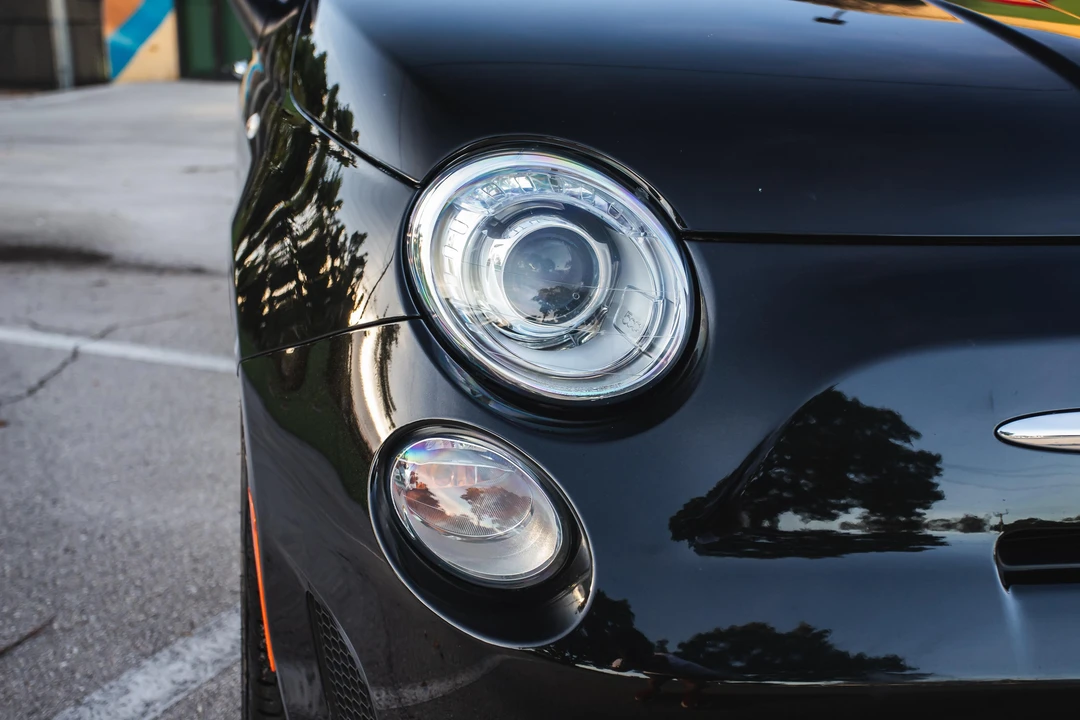 2013 Fiat Abarth 500 - Image 19 of 31