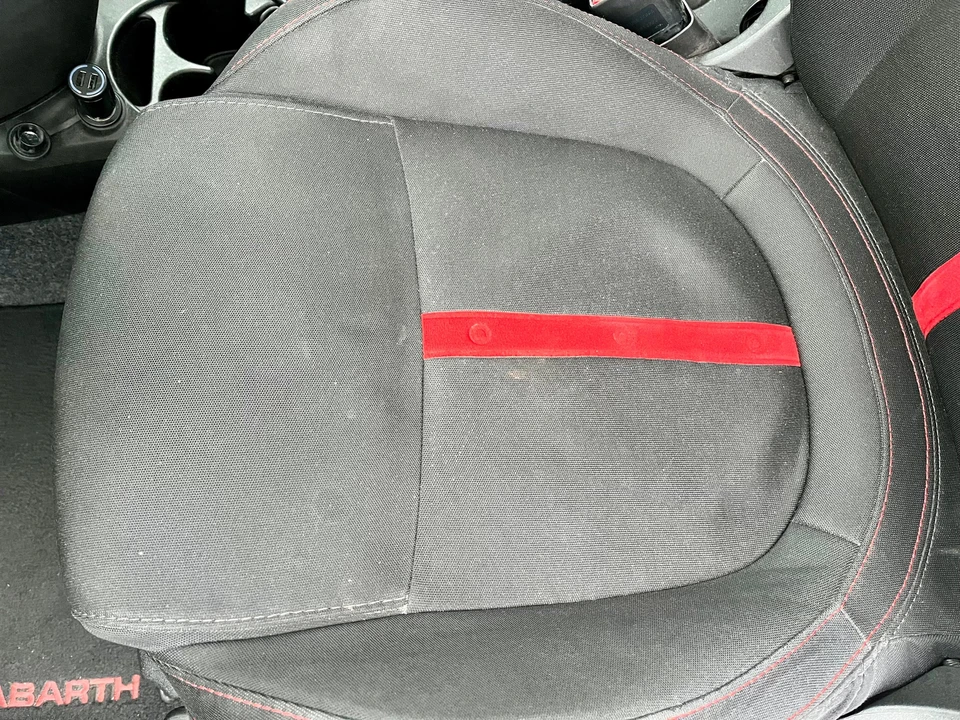 2013 Fiat Abarth 500 - Image 30 of 31