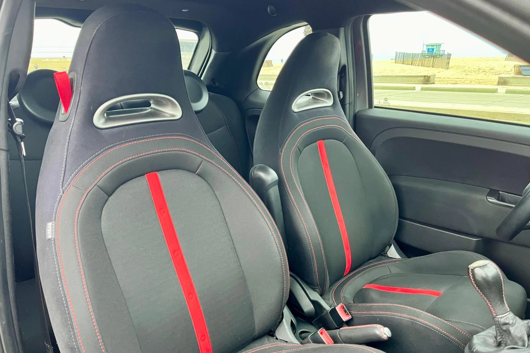 2013 Fiat Abarth 500 - Image 25 of 31