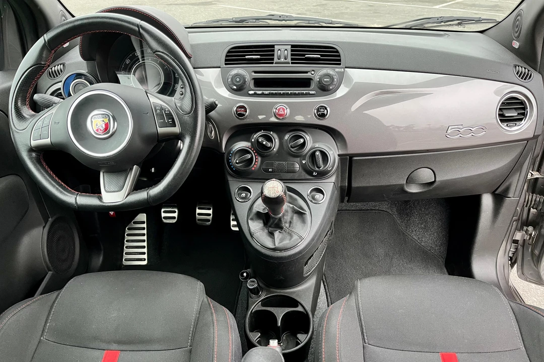 2013 Fiat Abarth 500 - Image 24 of 31
