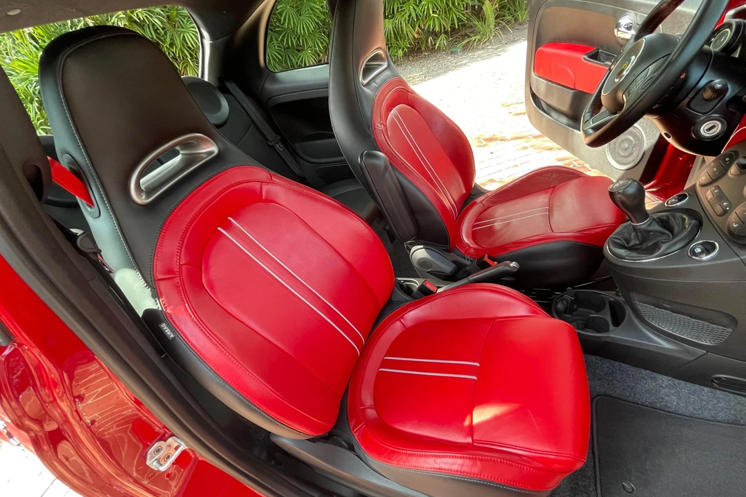 2013 Fiat Abarth 500 - Image 28 of 31