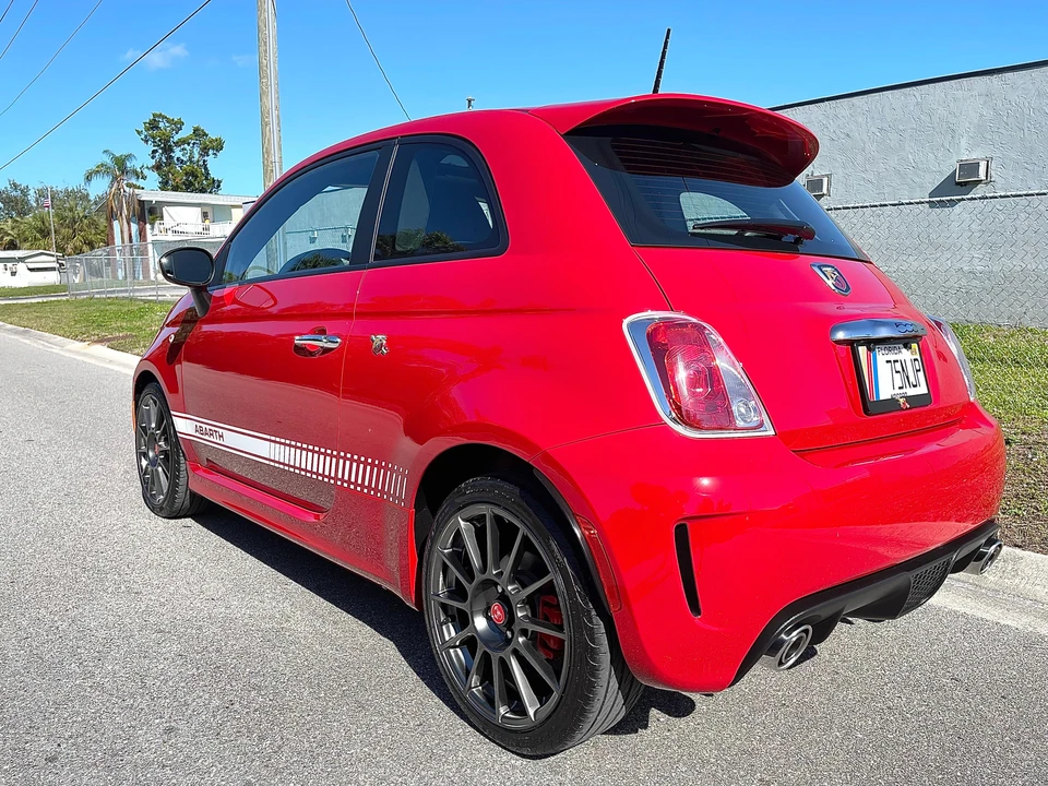 2013 Fiat Abarth 500 - Image 8 of 31
