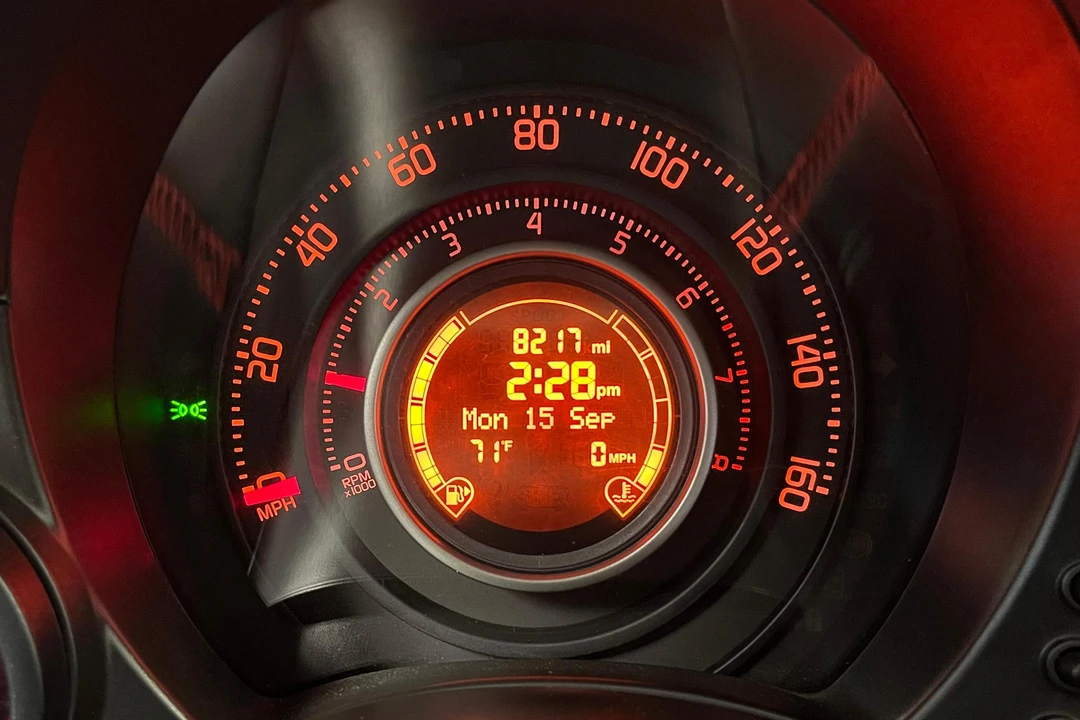 2013 Fiat Abarth 500 - Image 30 of 31
