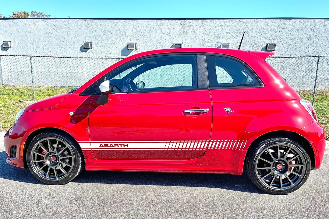 2013 Fiat Abarth 500 - Image 3 of 31