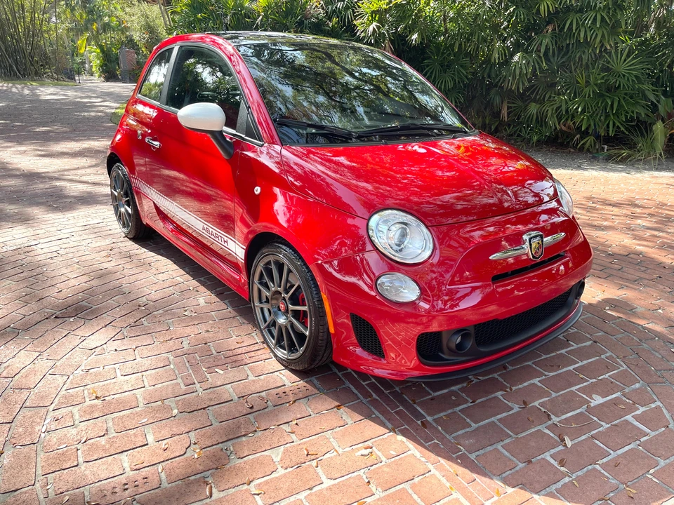 2013 Fiat Abarth 500 - Image 12 of 31
