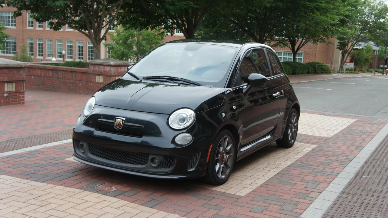 2013 Fiat Abarth 500 - Image 7 of 31