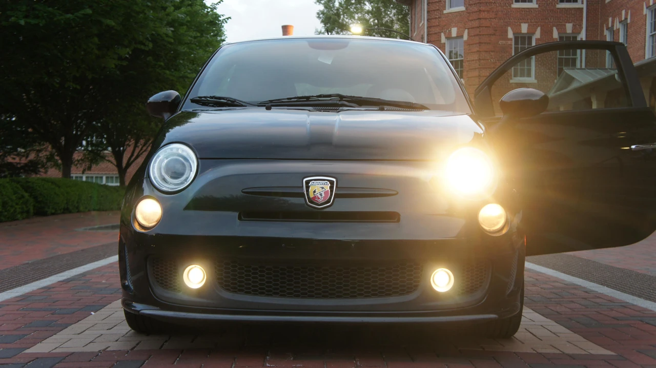 2013 Fiat Abarth 500 - Image 6 of 31