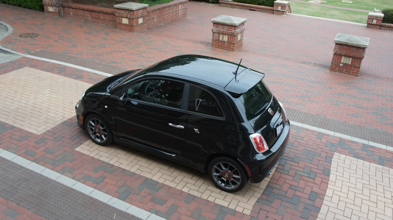2013 Fiat Abarth 500 - Image 13 of 31
