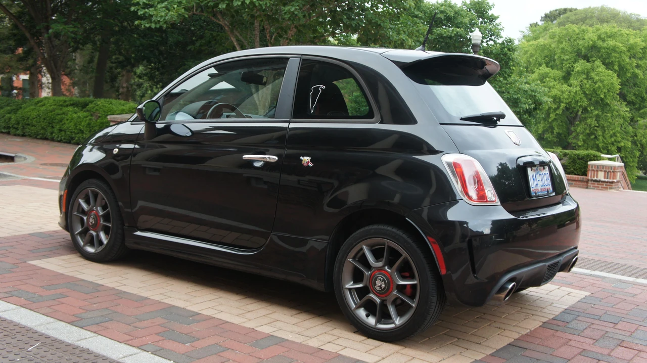 2013 Fiat Abarth 500 - Image 14 of 31