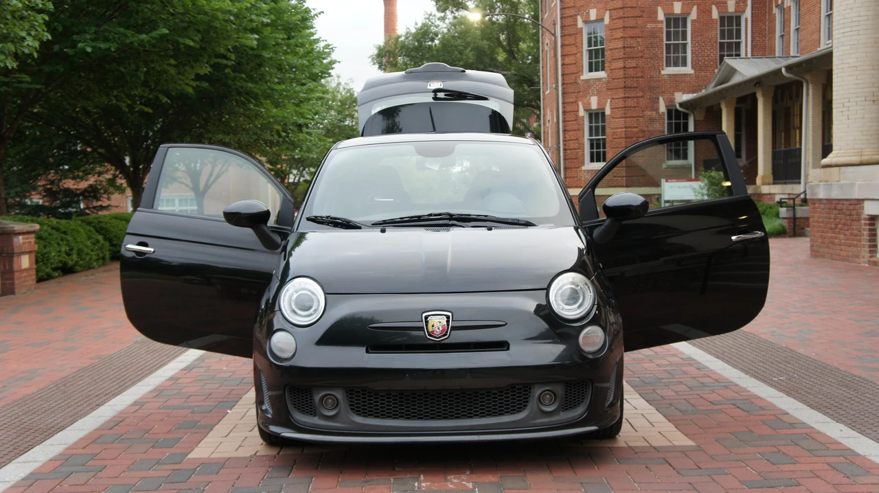 2013 Fiat Abarth 500 - Image 23 of 31