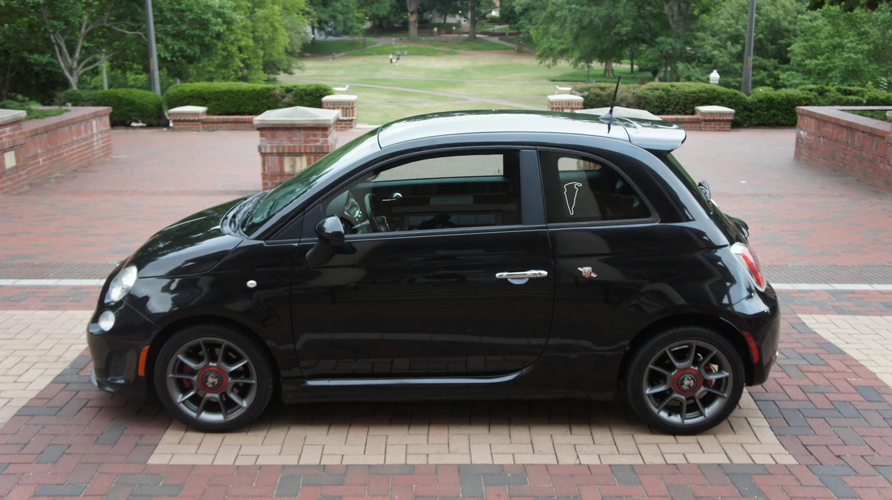 2013 Fiat Abarth 500 - Image 12 of 31