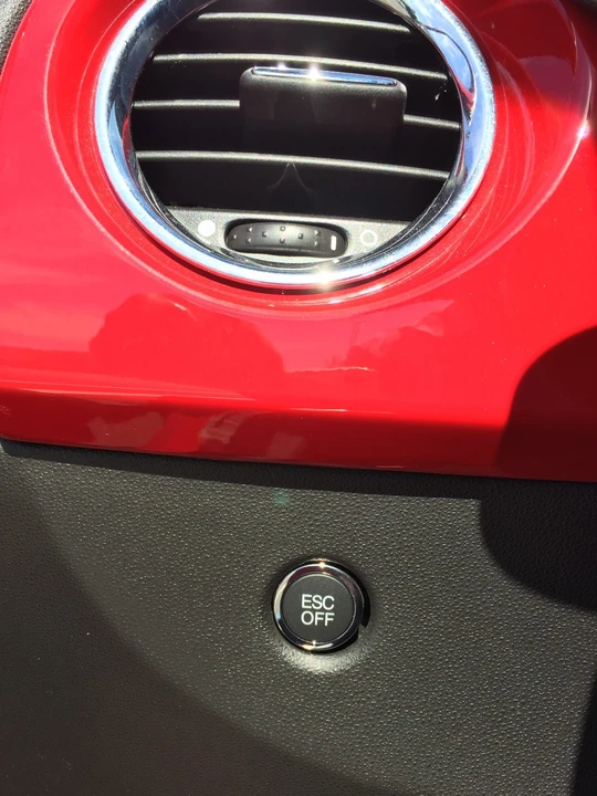 2013 Fiat Abarth 500 - Image 15 of 31