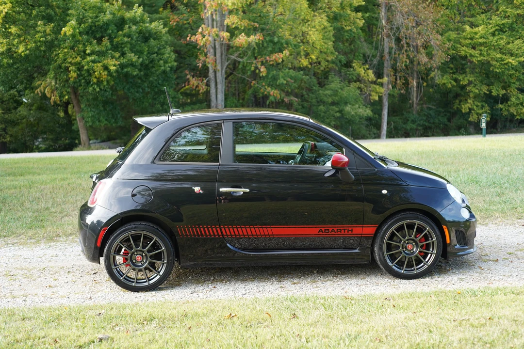 2013 Fiat Abarth 500 - Image 9 of 31