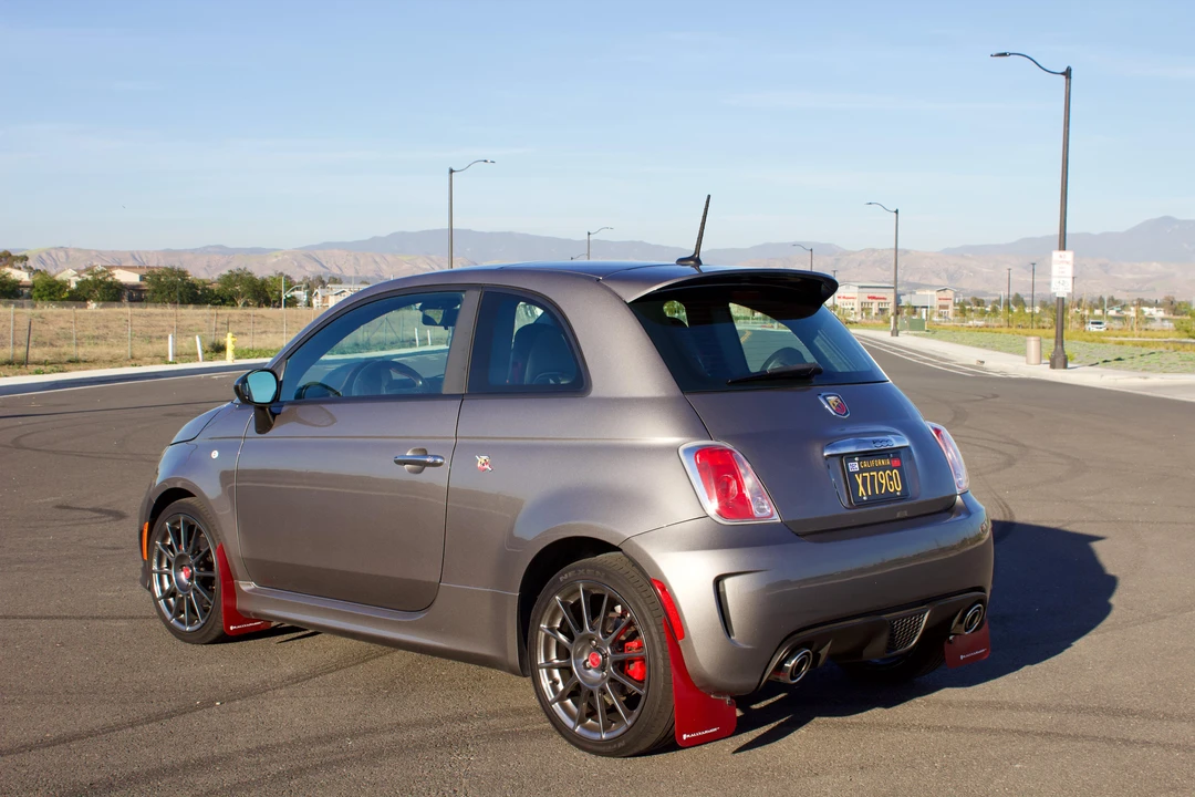 2013 Fiat Abarth 500 - Image 11 of 31