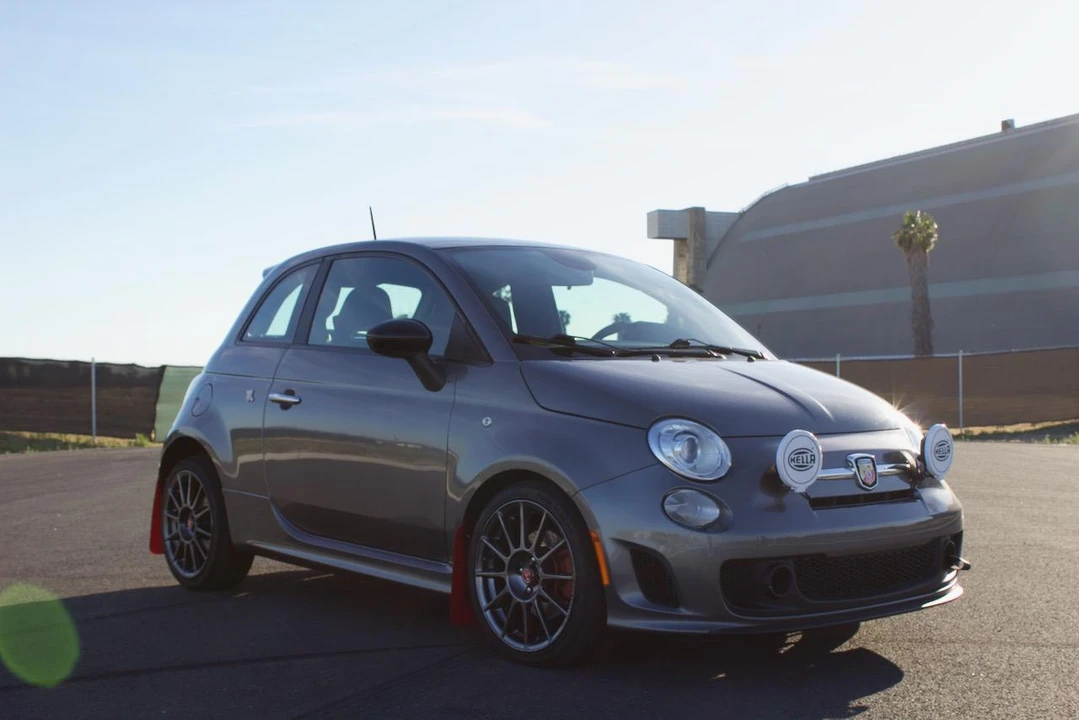 2013 Fiat Abarth 500 - Image 17 of 31
